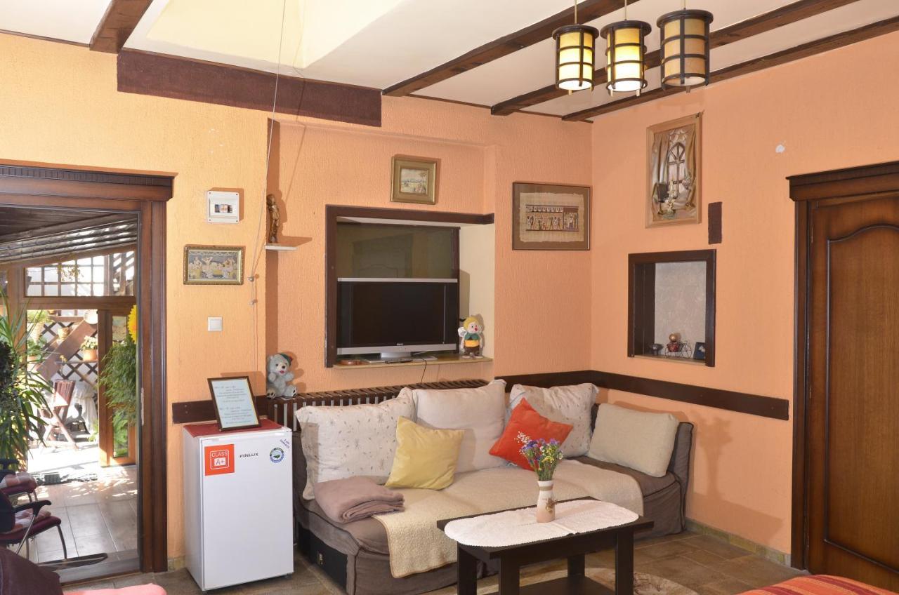 Apartment Limo House
